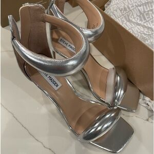 Steve Madden silver heels